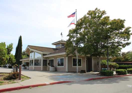 boathouse visitors center