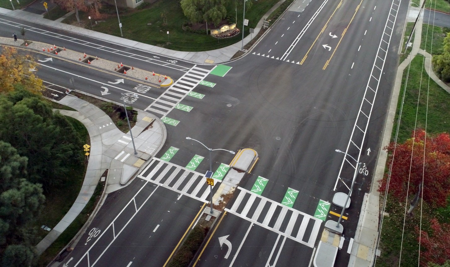 Niles Blvd and Rancho Arroyo